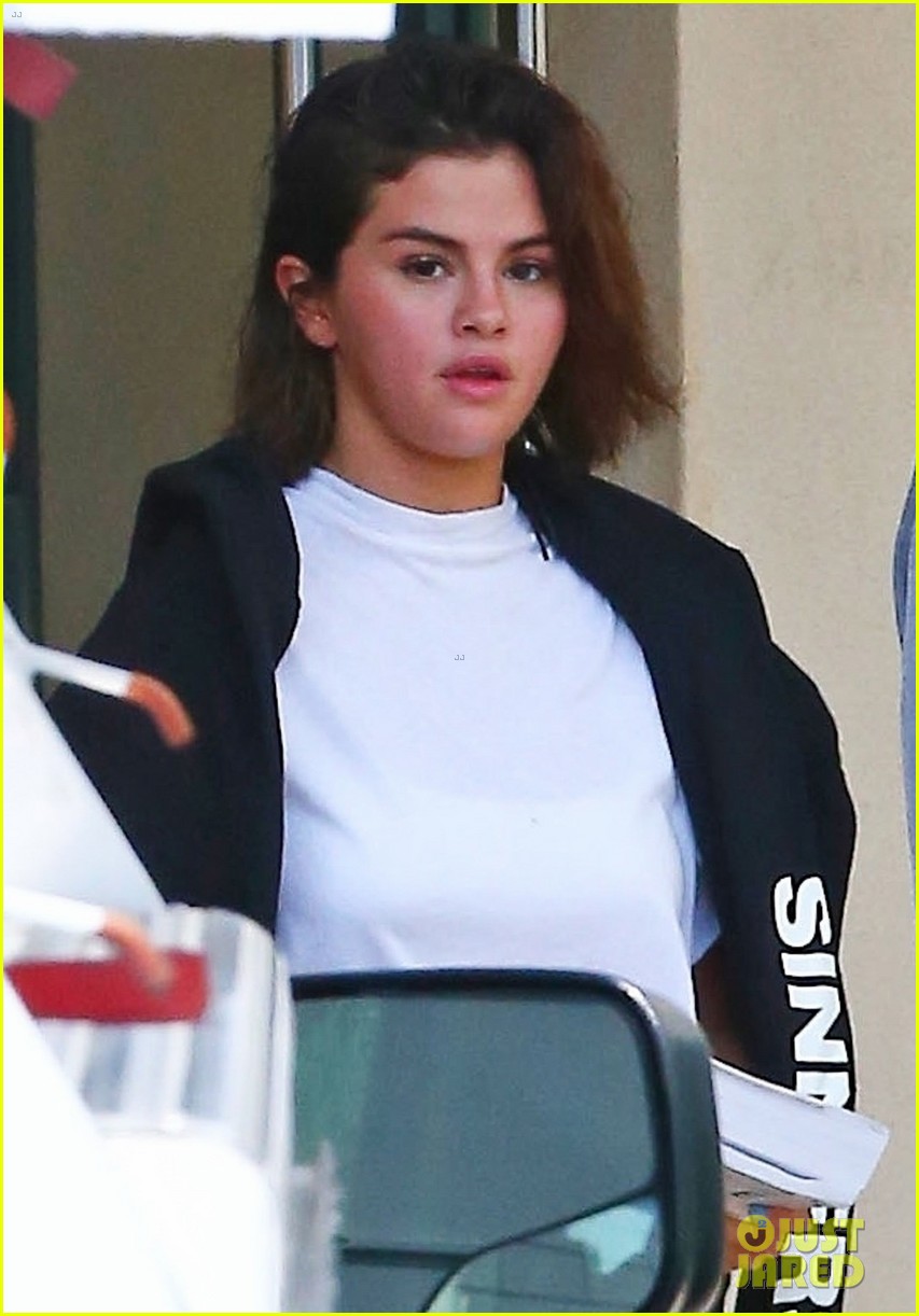 Selena Gomez Works Up a Sweat After the Easter Holiday