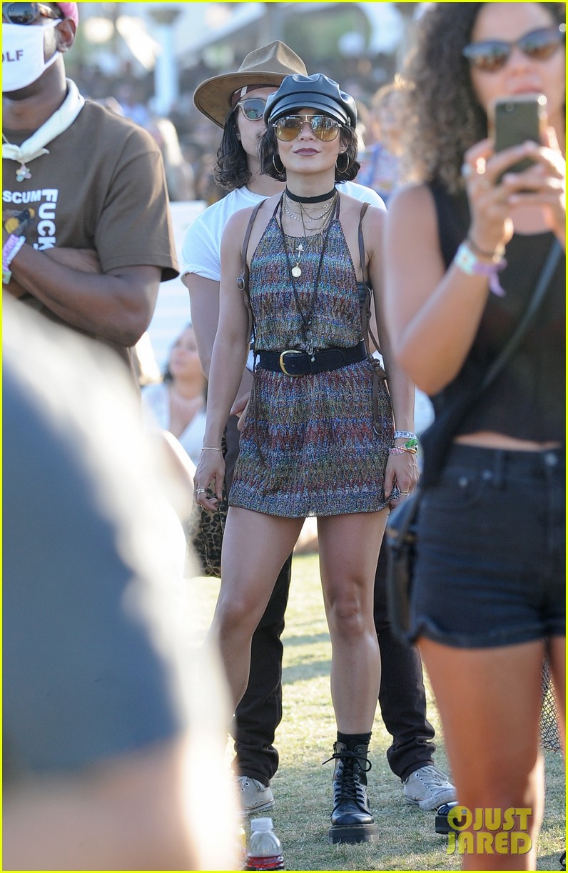 Vanessa Hudgens Shows Off Her Dance Moves at Coachella 2018!