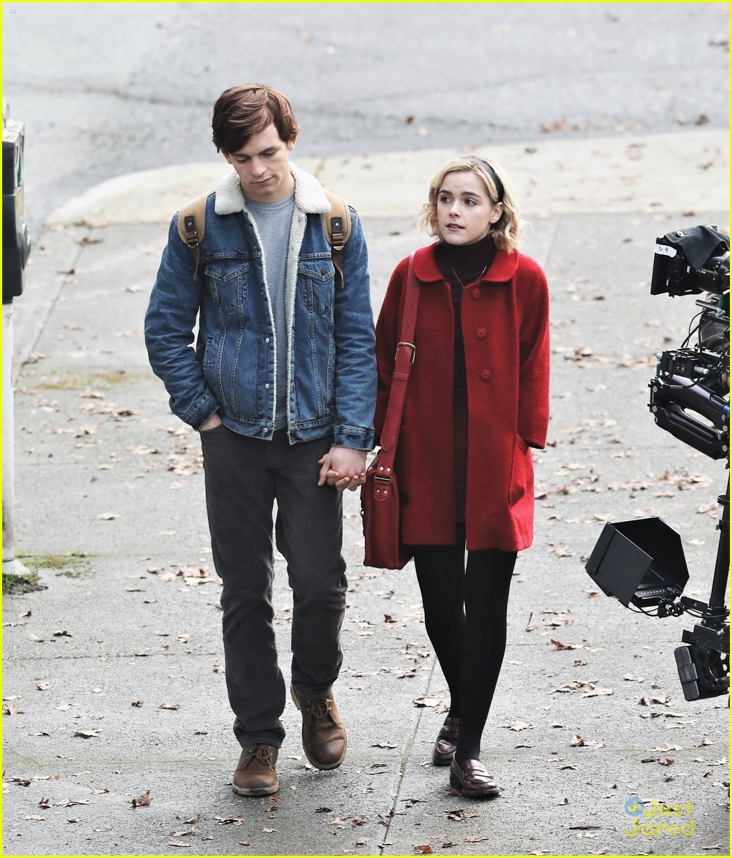 Ross Lynch & Kiernan Shipka Hold Hands While Filming 'Chilling Adventures of Sabrina'