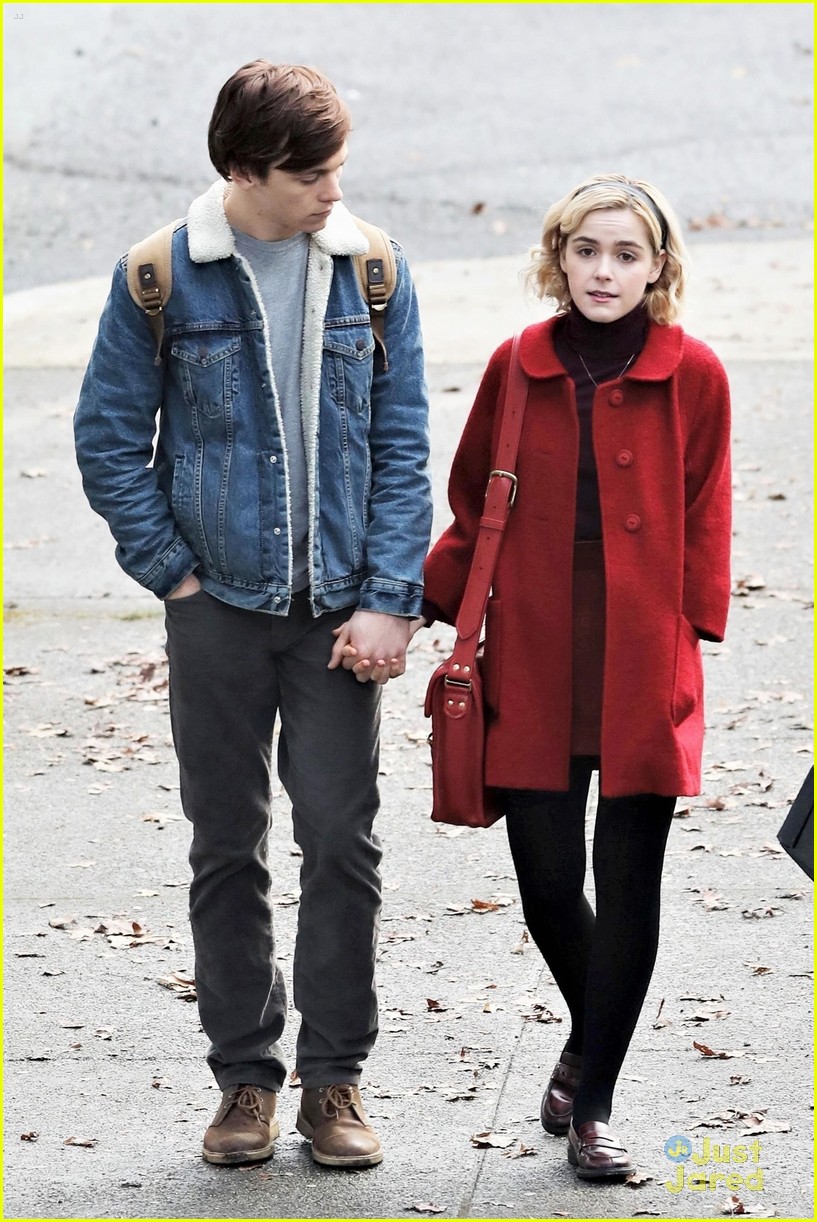 Ross Lynch & Kiernan Shipka Hold Hands While Filming 'Chilling Adventures of Sabrina'