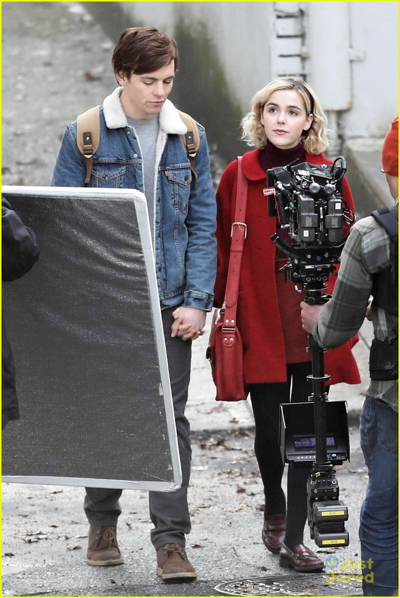 Ross Lynch & Kiernan Shipka Hold Hands While Filming 'Chilling Adventures of Sabrina'