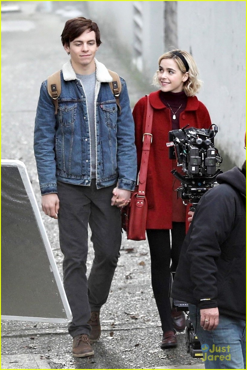 Ross Lynch & Kiernan Shipka Hold Hands While Filming 'Chilling Adventures of Sabrina'