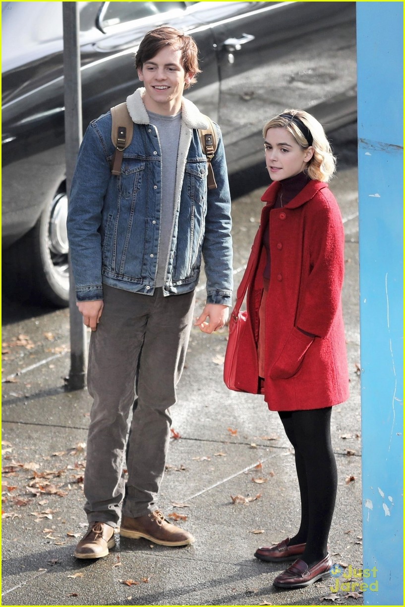 Ross Lynch & Kiernan Shipka Hold Hands While Filming 'Chilling Adventures of Sabrina'