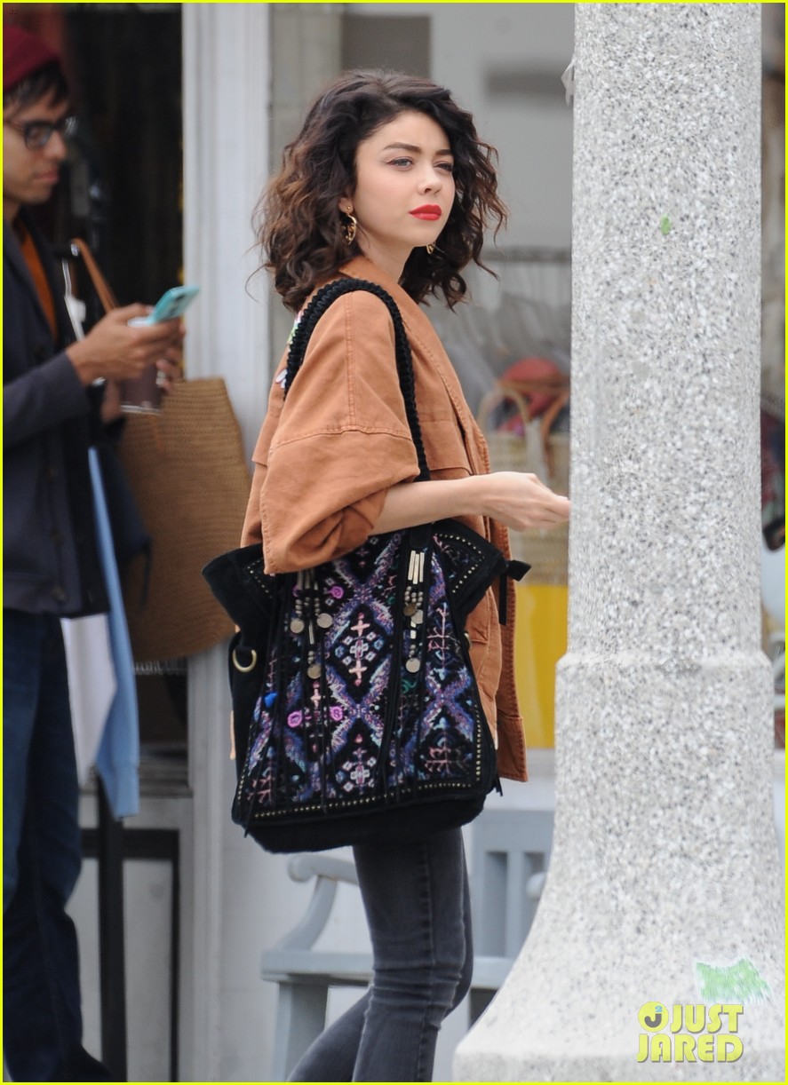 Sarah Hyland Is Filming Her New Movie 'The Wedding Year'!