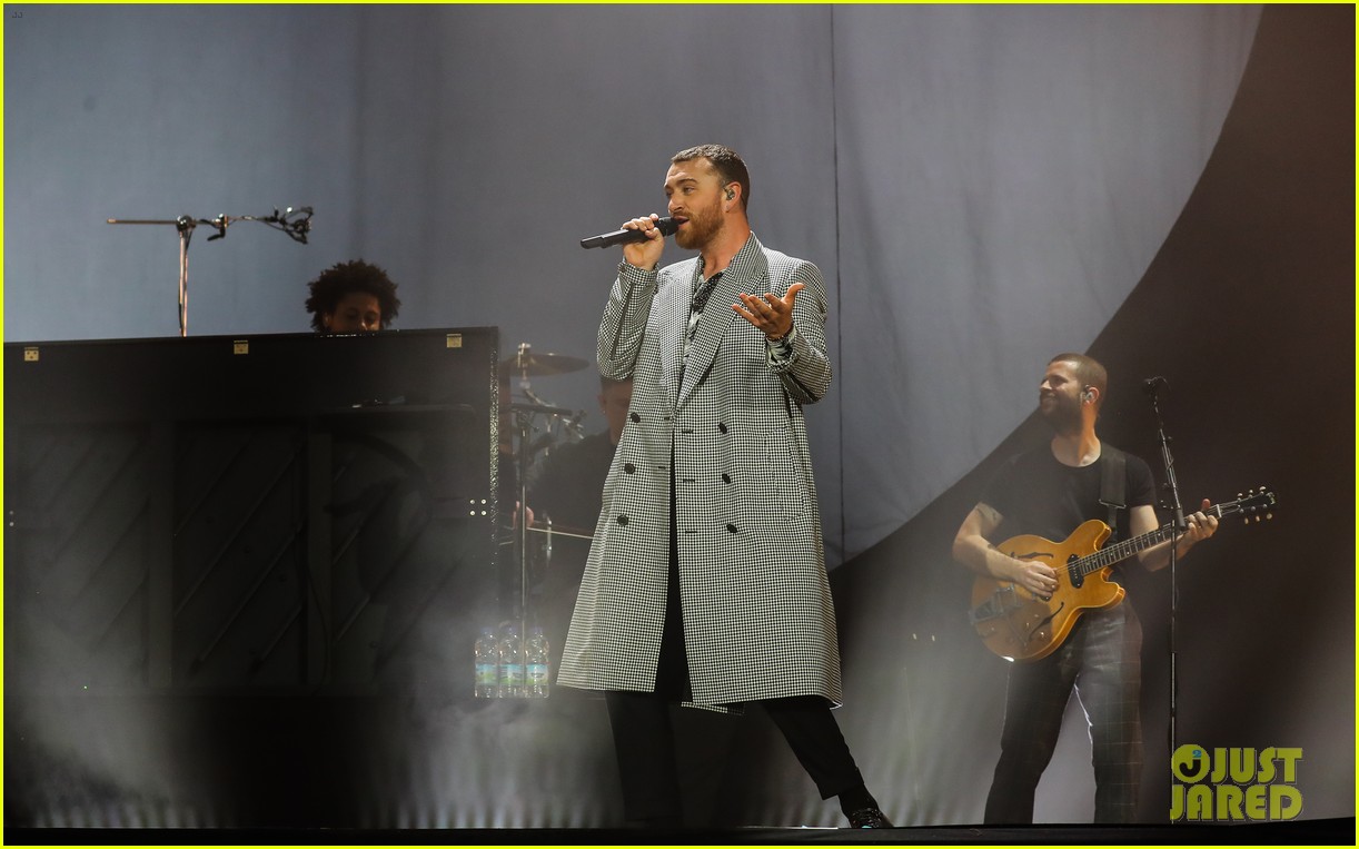 Sam Smith & Liam Payne Perform During BBC Radio 1's Biggest Weekend
