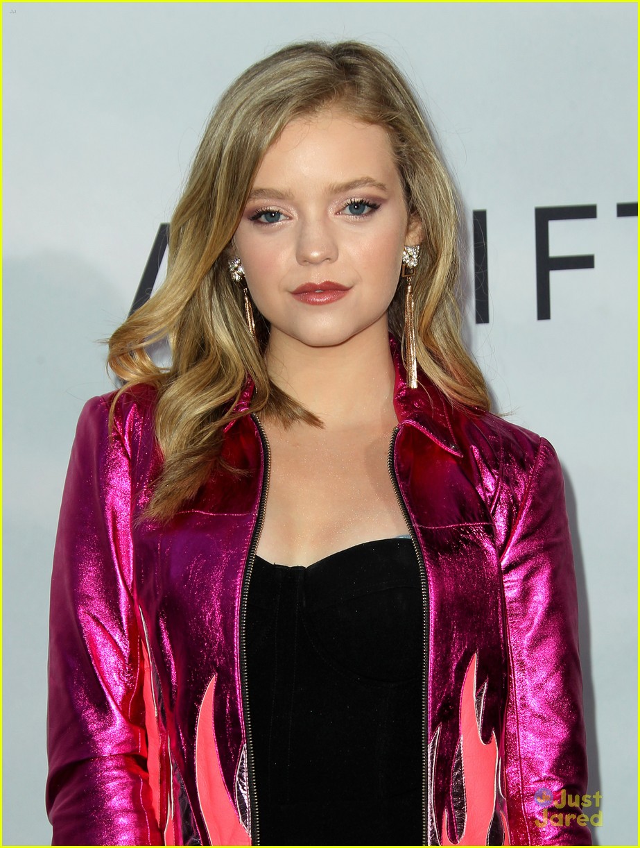 Katherine McNamara & Calum Worthy Hit 'Adrift' Premiere in LA