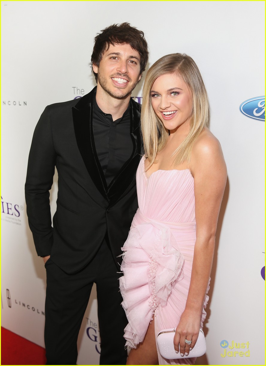 Kelsea Ballerini & Husband Morgan Evans Couple Up For Gracie Awards 2018