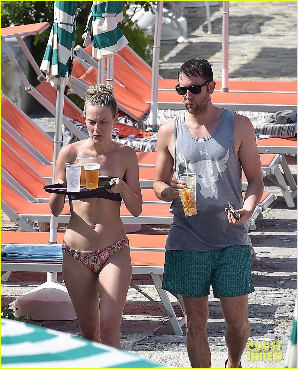 Matthew Lewis (aka Neville Longbottom) Hits the Beach Before His Wedding!