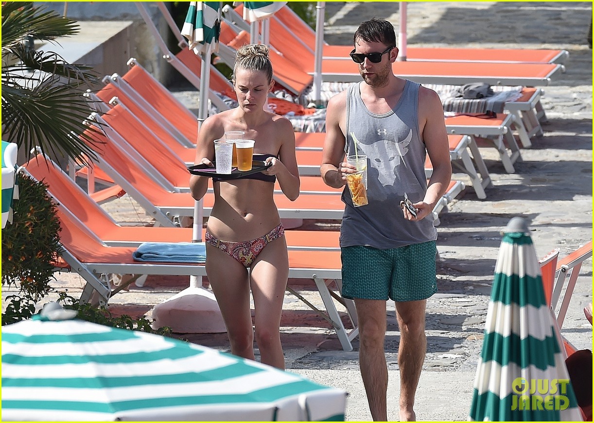 Matthew Lewis (aka Neville Longbottom) Hits the Beach Before His Wedding!