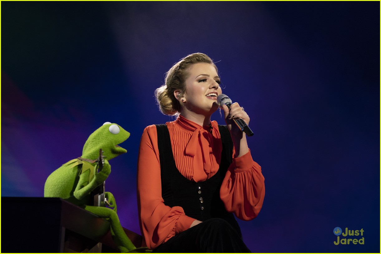 Maddie Poppe Drops New Single 'Going Going Gone' Just Before Winning 'American Idol'!