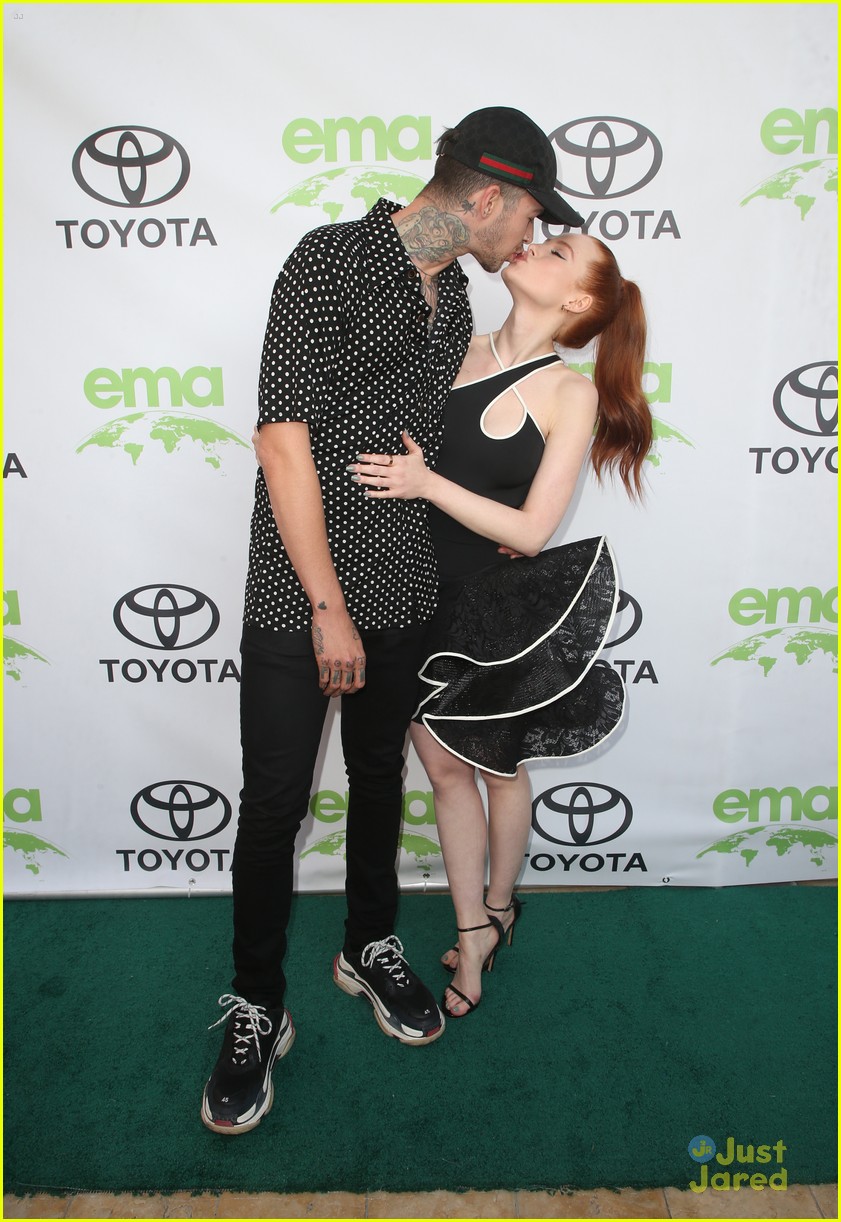Madelaine Petsch & Travis Mills Share Sweet Kiss At Environmental Media Awards 2018