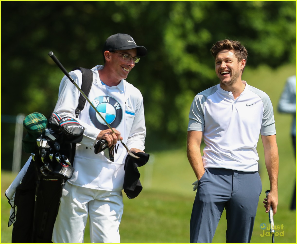 Niall Horan Got A Goodie Bag From A Baby On His 10-Hour Flight