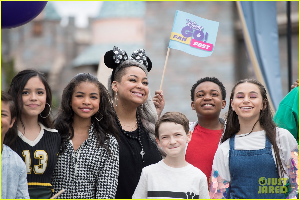 Raven Symone Joins 'Raven's Home' Cast at Disney Channel GO! Fan Fest