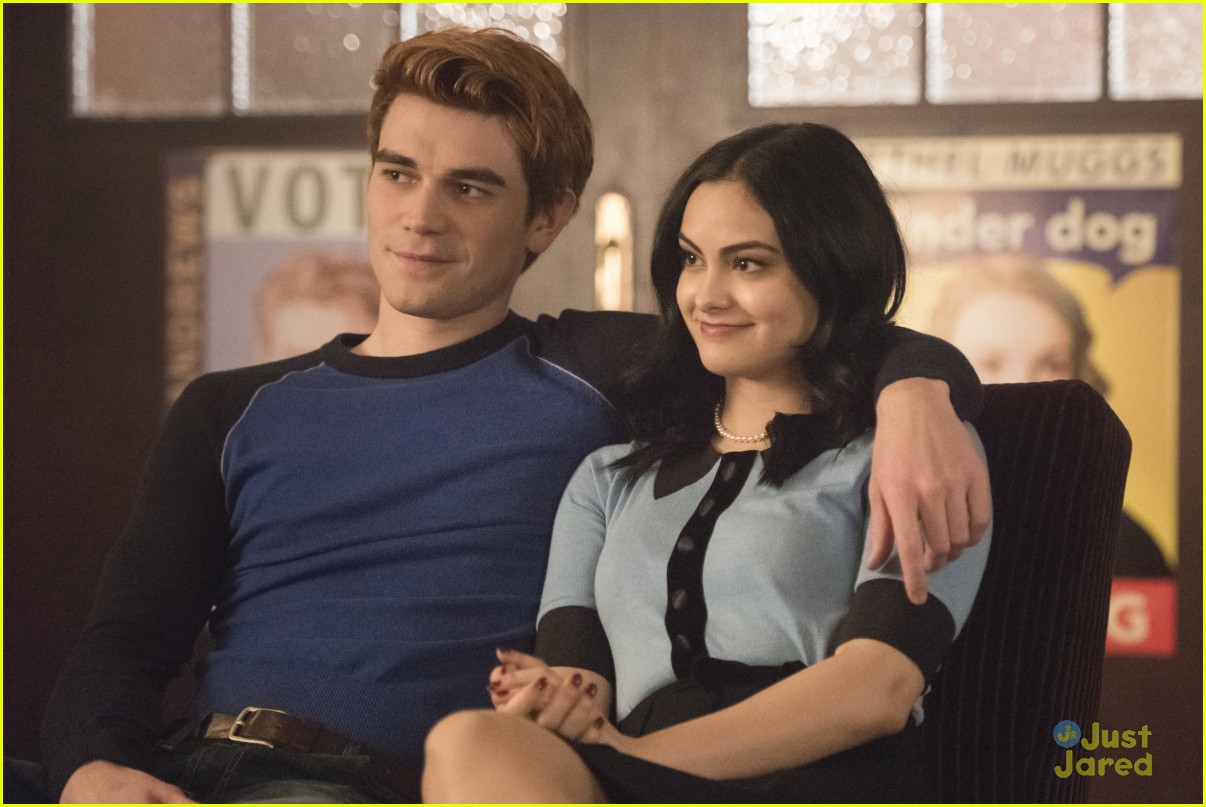 Lili Reinhart Teases The 'Riverdale' Season Two Finale: It Will Give You All The Feels