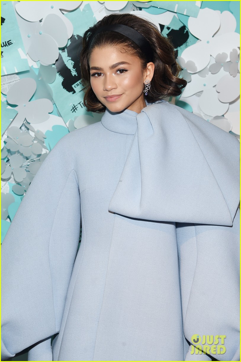 Elle Fanning Joins Zendaya, Yara Shahidi, & More at Tiffany & Co.'s Paper Flowers Launch