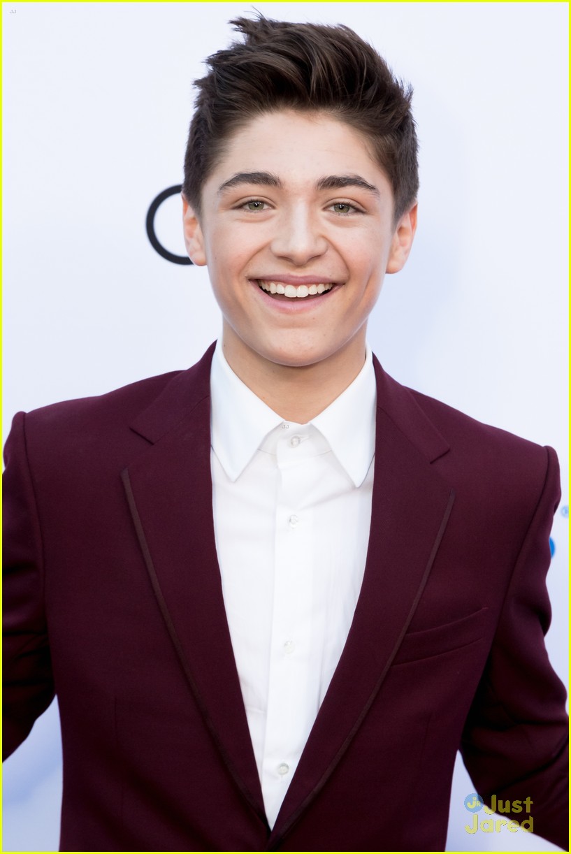Andi Mack's Peyton Elizabeth Lee, Sofia Wylie, Asher Angel & Joshua Rush Hit TV Academy Honors 2018