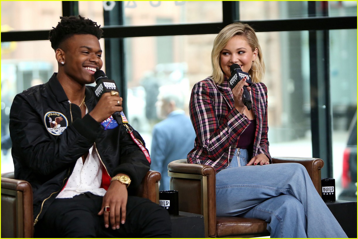 Olivia Holt & Aubrey Joseph Open Up About Addressing Real Life Issues on 'Cloak & Dagger'!