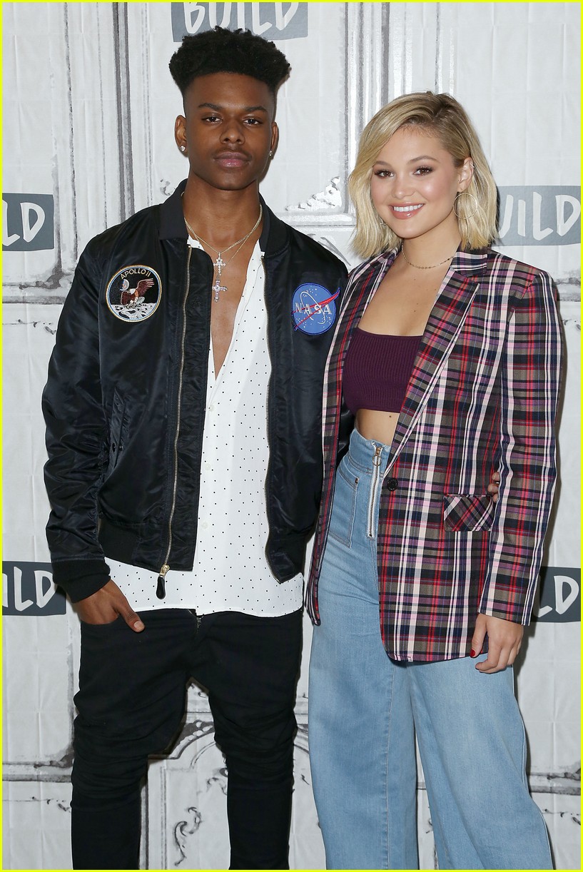 Olivia Holt & Aubrey Joseph Open Up About Addressing Real Life Issues on 'Cloak & Dagger'!