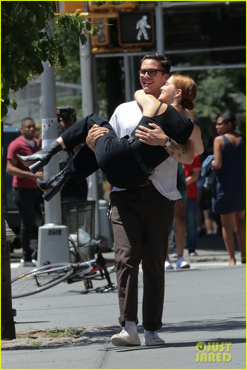 Zoey Deutch & Boyfriend Dylan Hayes Are Such a Cute Couple!