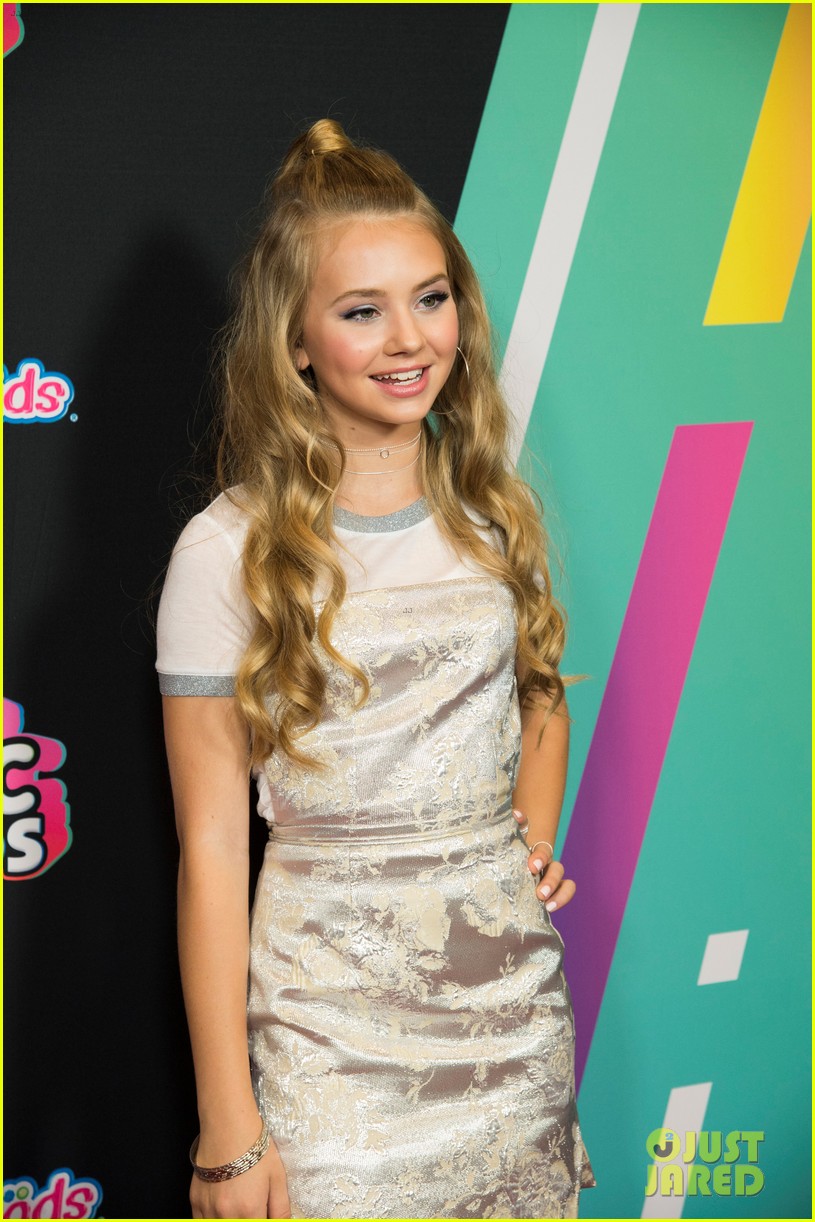 Megan Nicole, Skylar Stecker, & Symon Show Off Their Styles at Radio Disney Music Awards 2018