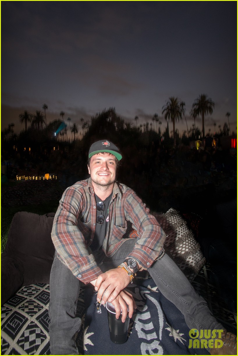 'Pitch Perfect' Stars Celebrate Kelley Jakle's Birthday at Movie Screening!