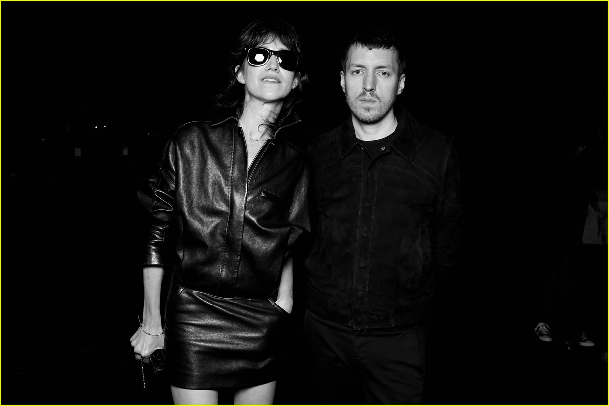 Tommy Dorfman & Charlie Heaton Look Sharp at Saint Laurent Meanswear 2019 Show in NYC!