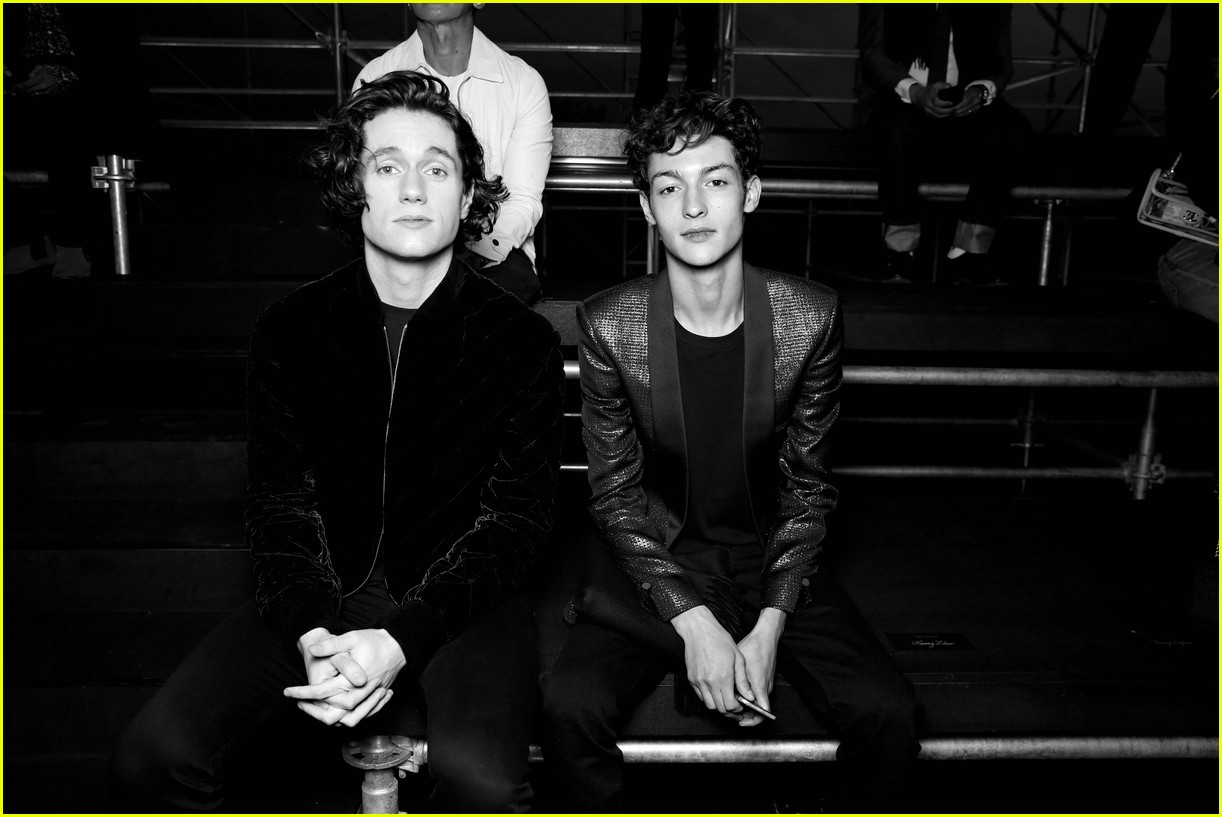 Tommy Dorfman & Charlie Heaton Look Sharp at Saint Laurent Meanswear 2019 Show in NYC!