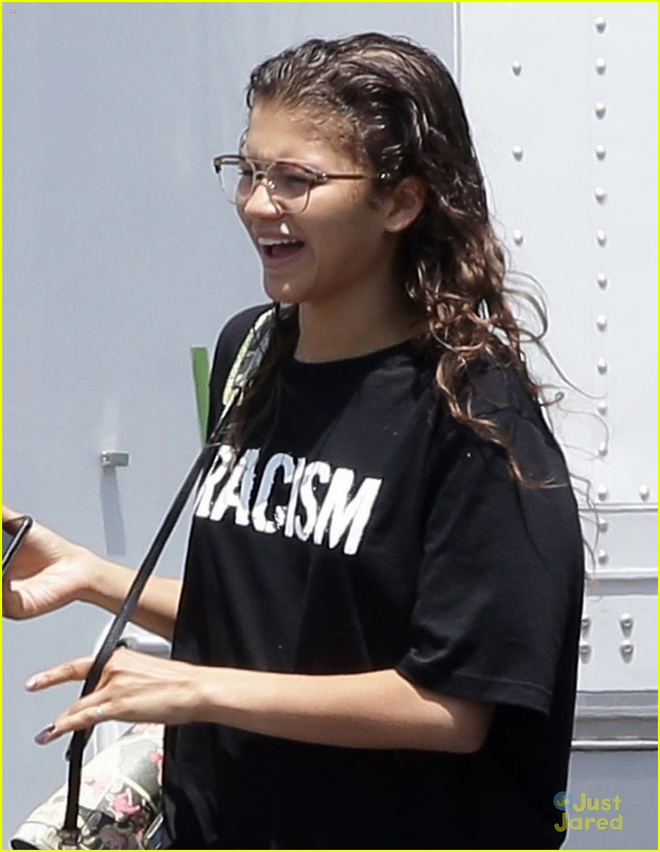 Zendaya Wears Alien Tie-Dye Tee To Set After 'Euphoria' Show Announcement