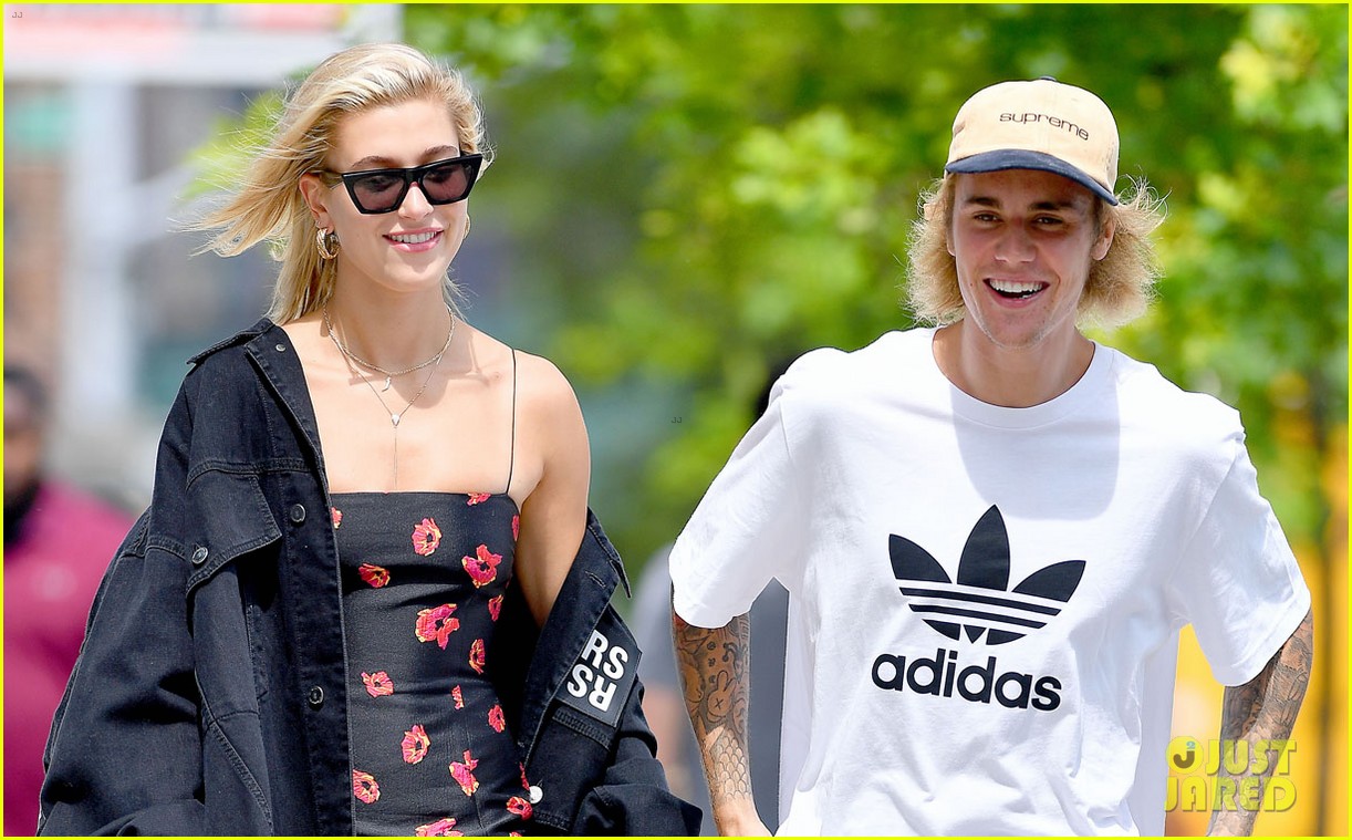 Justin Bieber & Hailey Baldwin Show Off Their Styles in the Big Apple