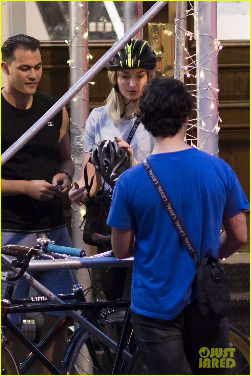 Joe Jonas & Sophie Turner Ride Their Bikes Home After Getting Tattoos!