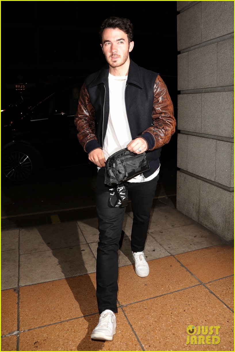 Nick & Joe Jonas Have a Double Date Night in London for Priyanka Chopra's Birthday!