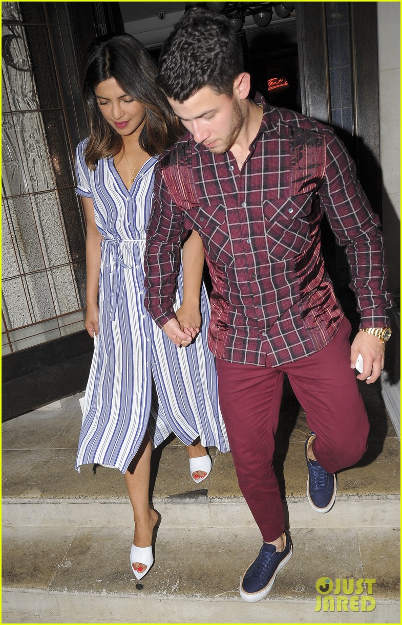 Nick Jonas: Engaged to Priyanka Chopra!