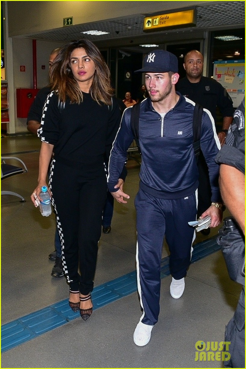 Nick Jonas: Engaged to Priyanka Chopra!