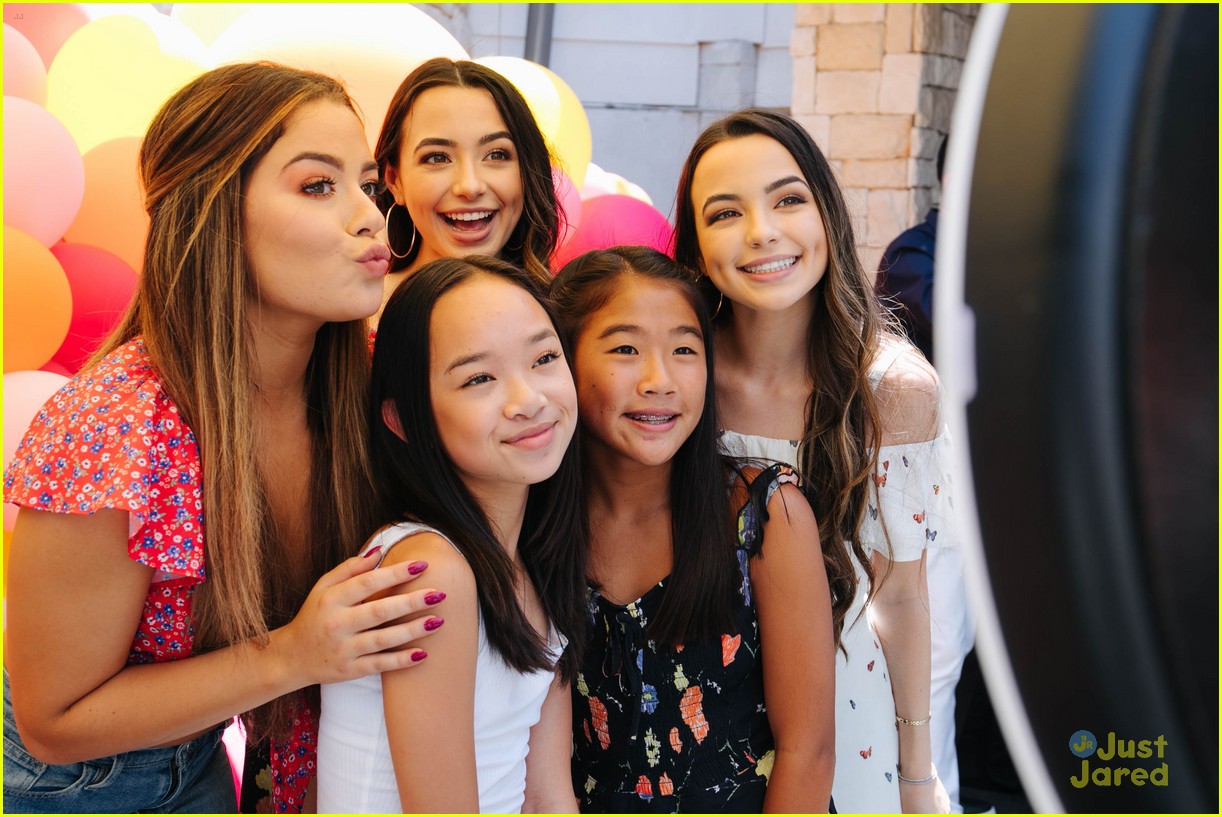 Veronica & Vanessa Merrell Celebrate Launch of New Fashion Line, True Img!