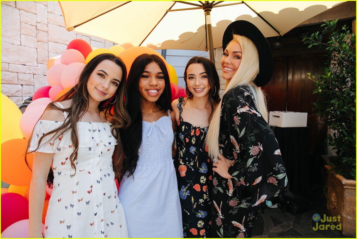 Veronica & Vanessa Merrell Celebrate Launch of New Fashion Line, True Img!