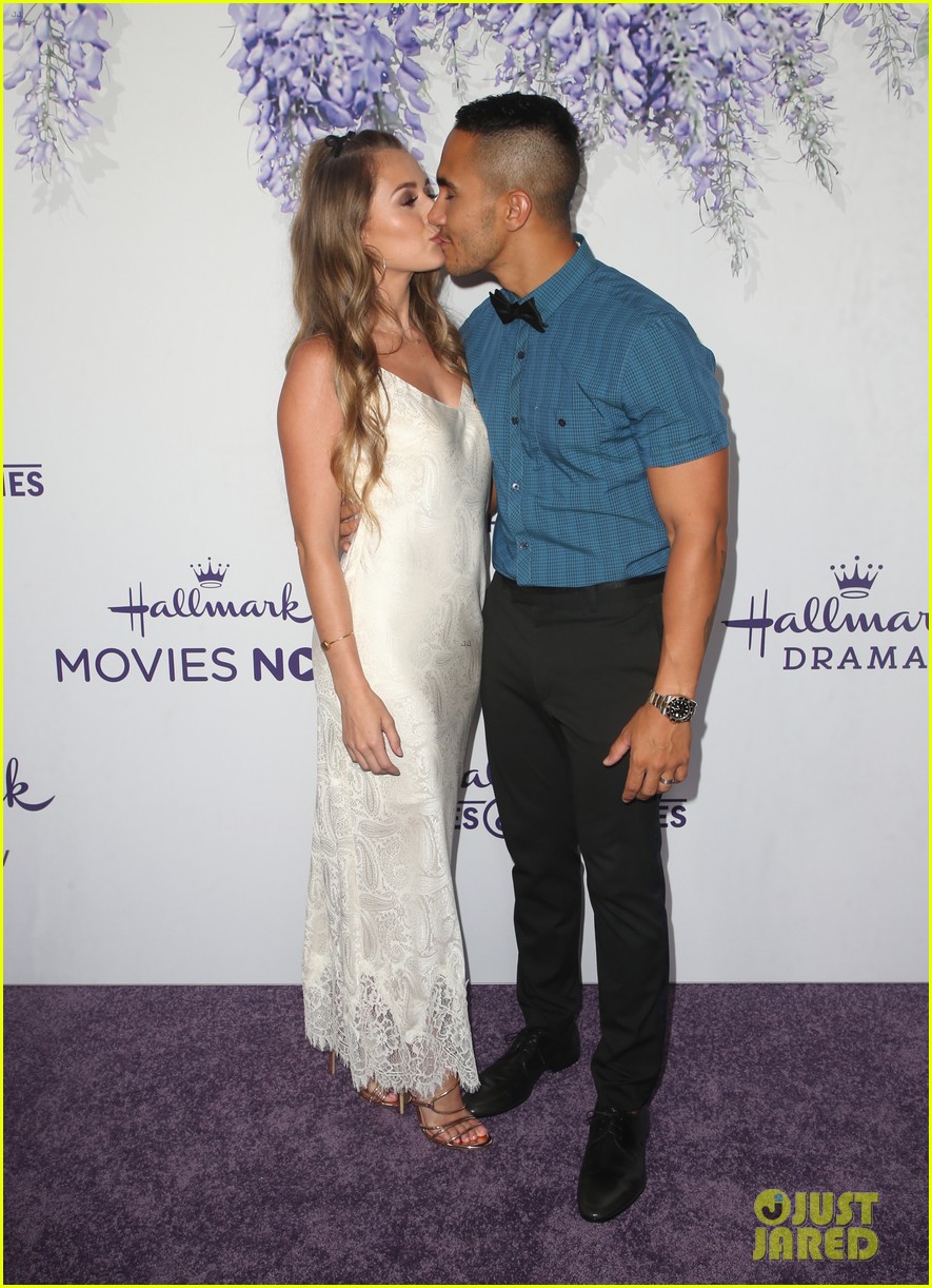Bailee Madison's 'The Good Witch' Renewed For Season 5!