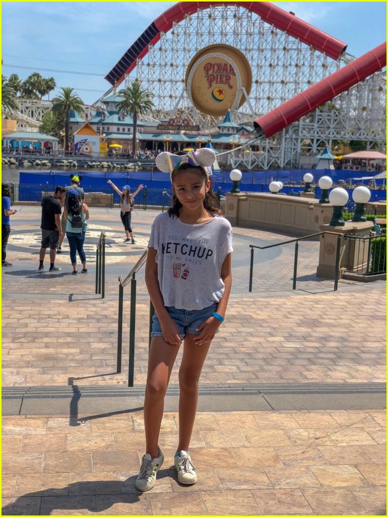 AubreyJKat Is Following In The Footsteps Of Her Famous YouTuber Mom!