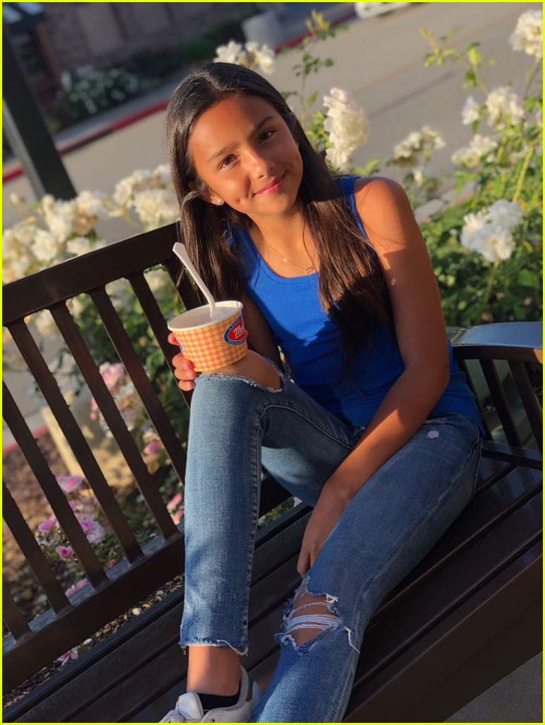 AubreyJKat Is Following In The Footsteps Of Her Famous YouTuber Mom!
