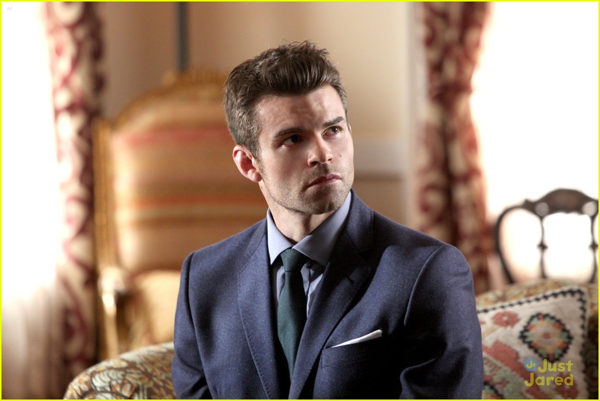 Daniel Gillies 'Stole' Elijah's Suits From 'The Originals'
