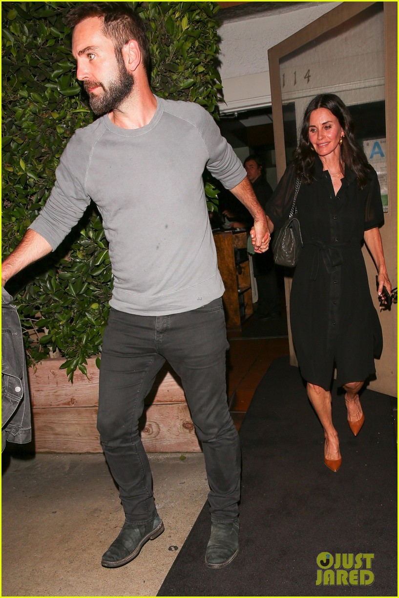 Ed Sheeran & Fiancee Cherry Seaborn Go On Double Date with 'Friends' Actress!