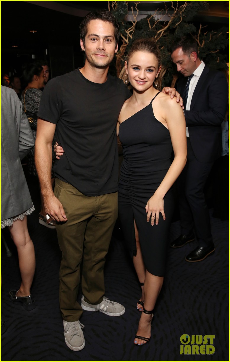 Joey King & 'Slender Man' Cast Attend Special Screening of Their Horror Film!