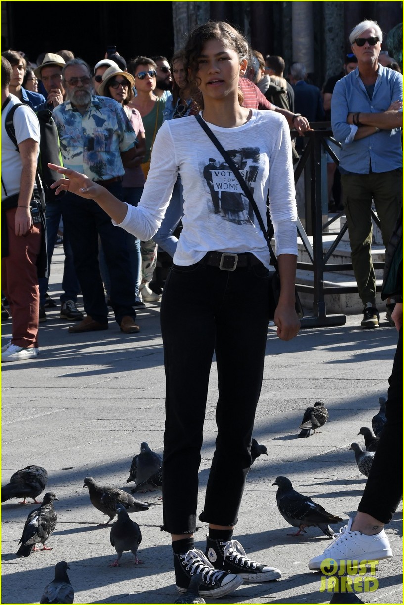 Zendaya Is Covered with Pigeons While Filming 'Spider-Man: Far From Home'