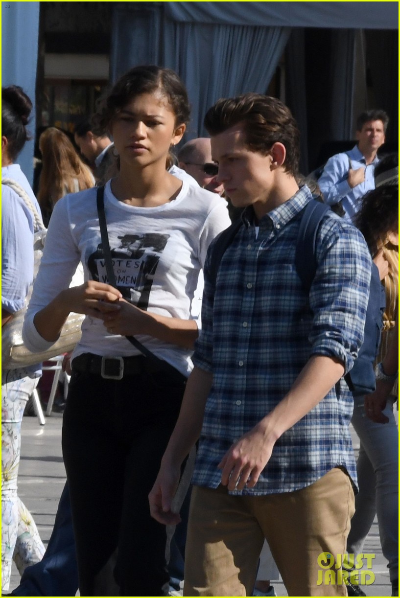 Zendaya Is Covered with Pigeons While Filming 'Spider-Man: Far From Home'
