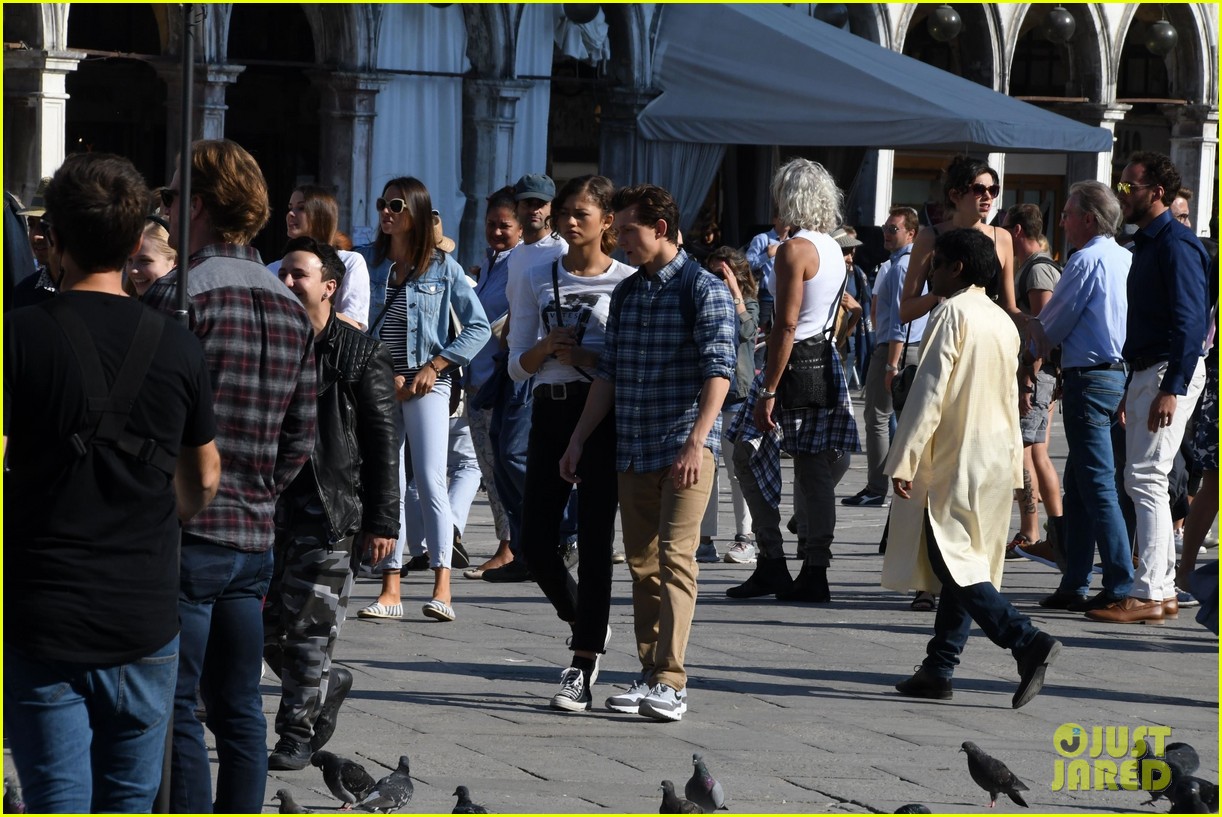 Zendaya Is Covered with Pigeons While Filming 'Spider-Man: Far From Home'