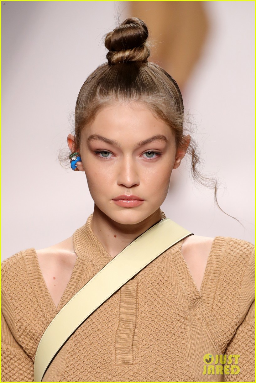 Kendall Jenner, Kaia Gerber & Gigi Hadid Look Fierce at the Fendi Show in Milan!