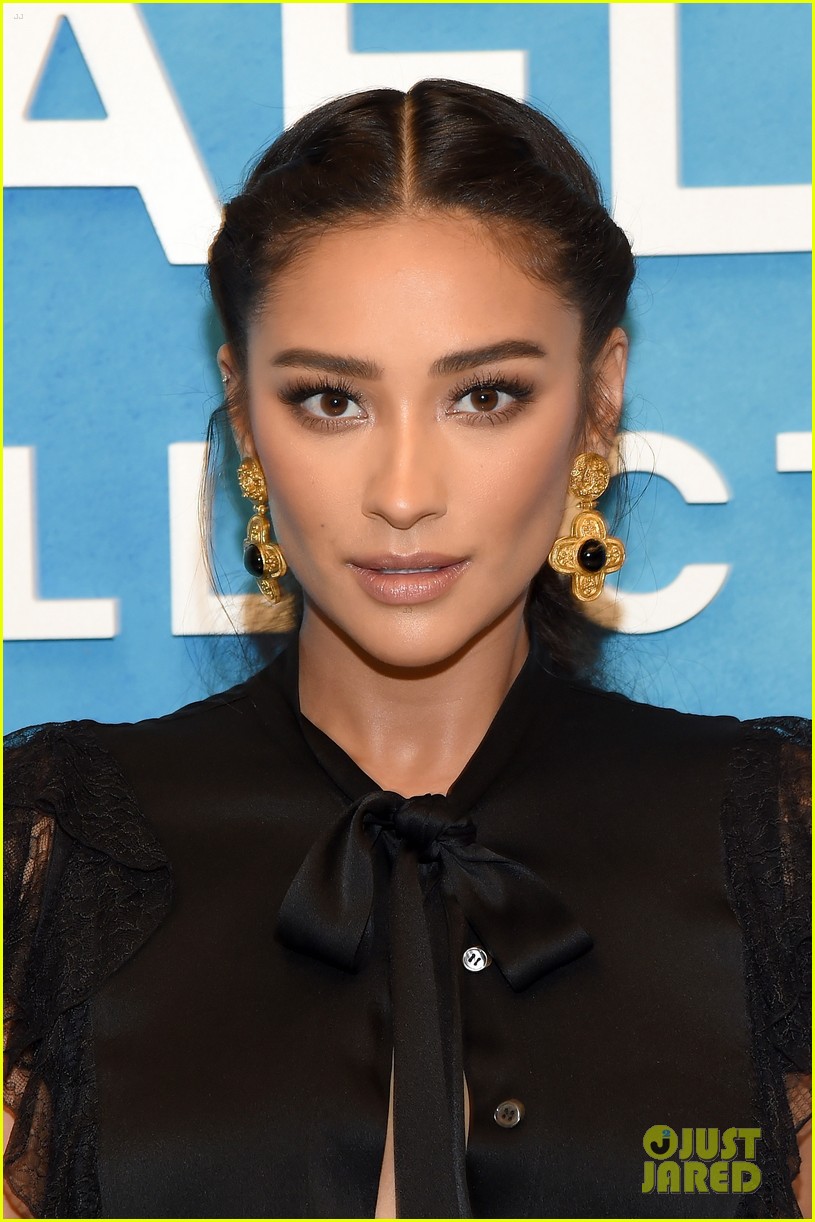 Sofia Carson Joins Shay Mitchell & Hailee Steinfeld at Michael Kors' NYFW Show