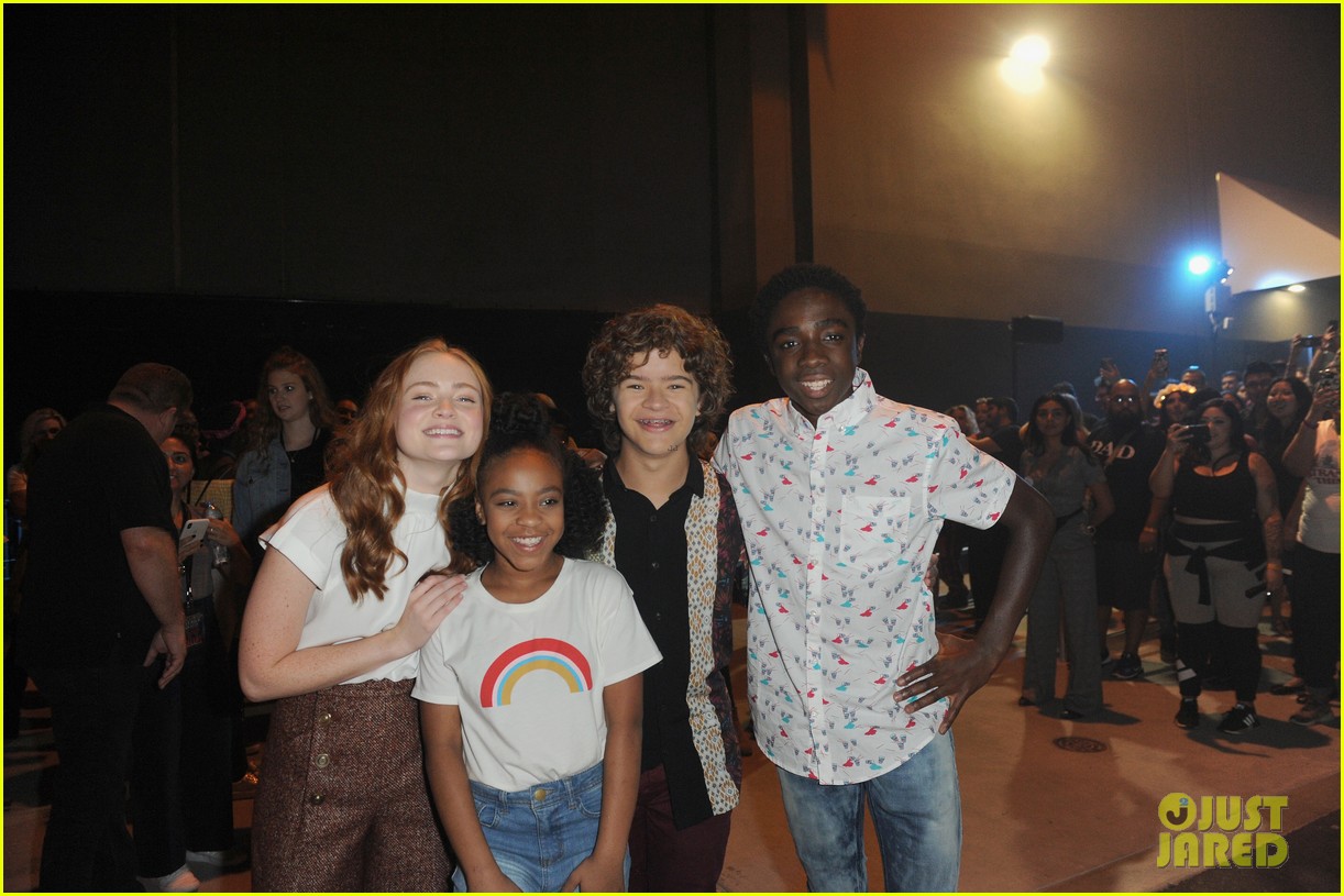 'Stranger Things' Kids Check Out The Show's Maze at Universal Studios' Halloween Horror Nights