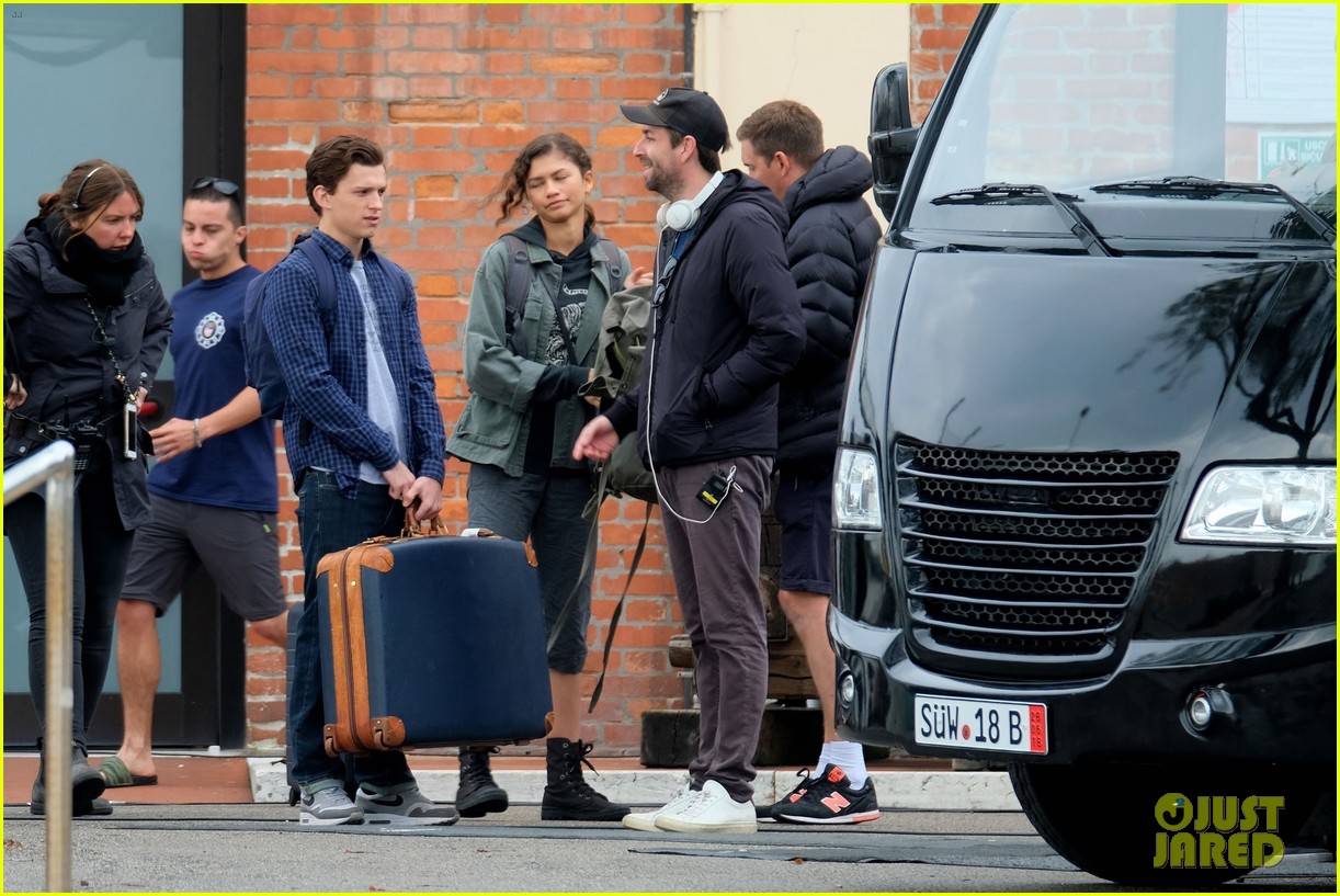 Tom Holland & Zendaya Carry Their Own Bags for 'Spider-Man' Scene