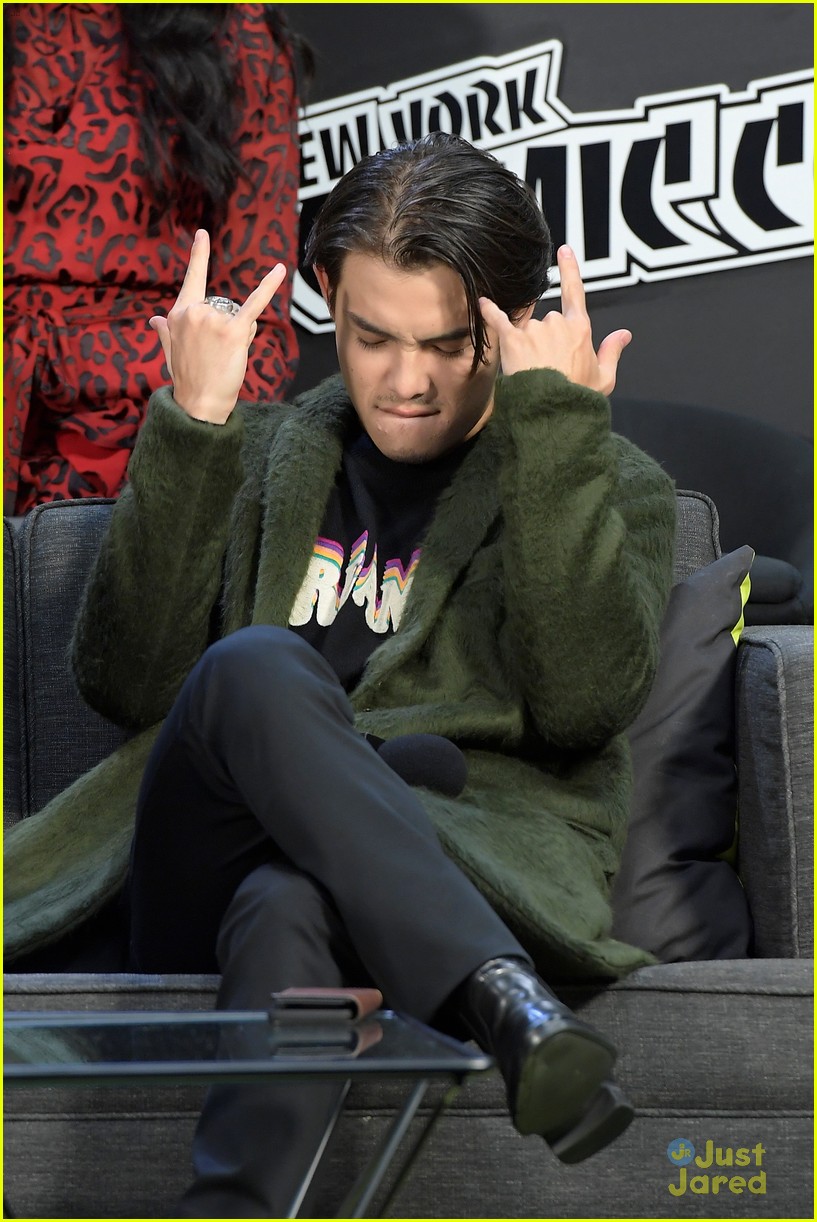 Ryan Potter Reveals That 'Titans' Inspiration 'Teen Titans' Helped Him During His Childhood