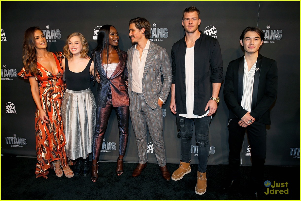 Ryan Potter Premieres New Series 'Titans' With Teagan Croft